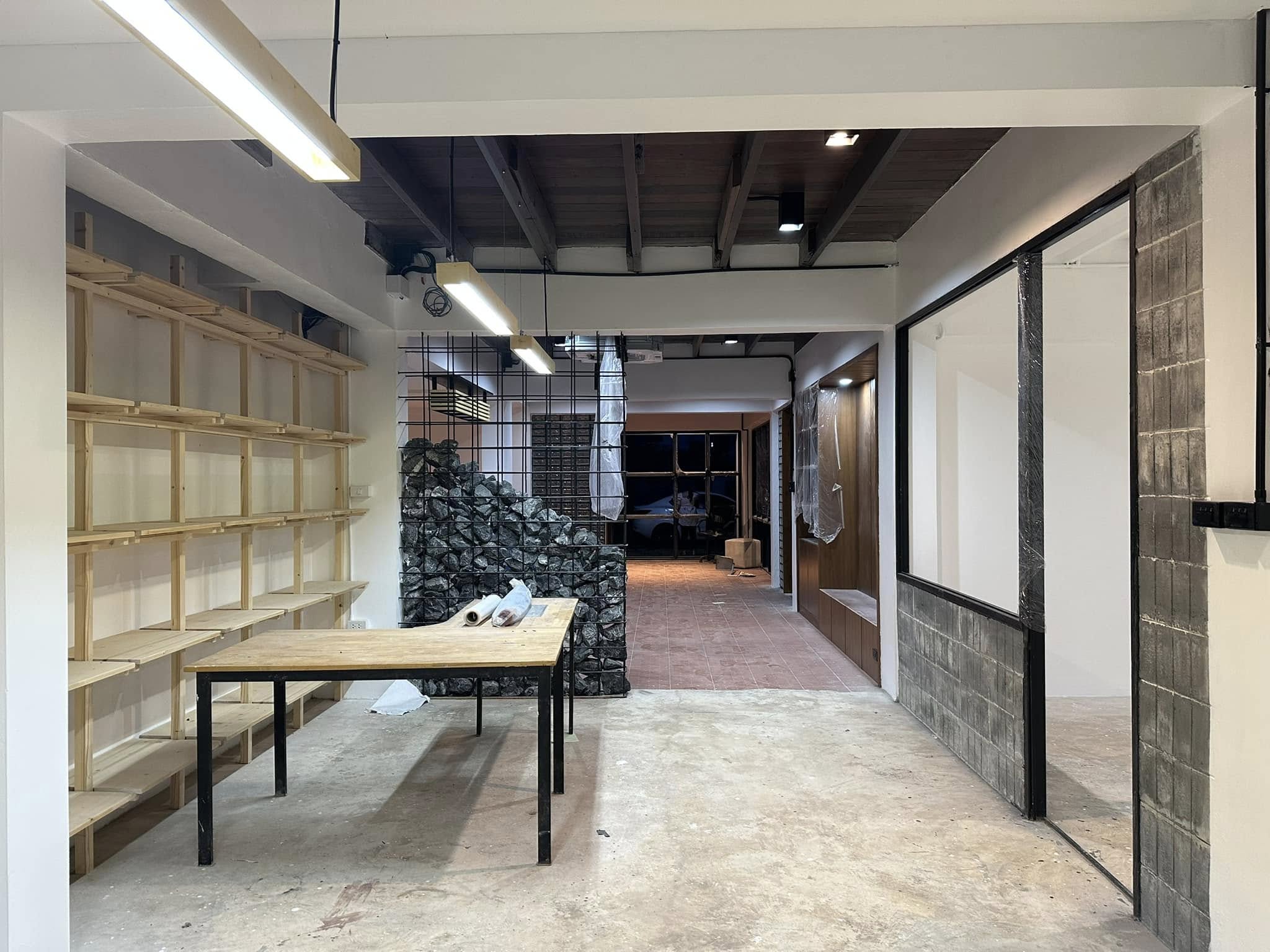 รีโนเวทออฟฟิศ A.O. จากบ้านเก่า สไตล์ Midcentury อ.เมืองจันทบุรี จ.จันทบุรี ภาพผลงานจริง รูปที่ 16