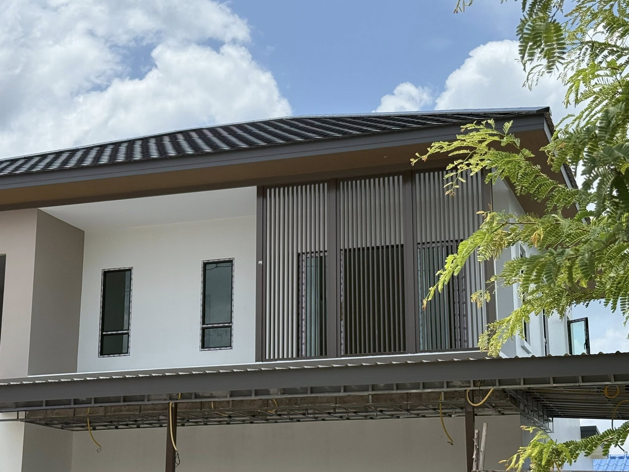 บ้านพักอาศัย 2 ชั้น อ.สอยดาว จ.จันทบุรี พื้นที่ใช้สอย 250 ตารางเมตร ภาพผลงานจริง รูปที่ 2