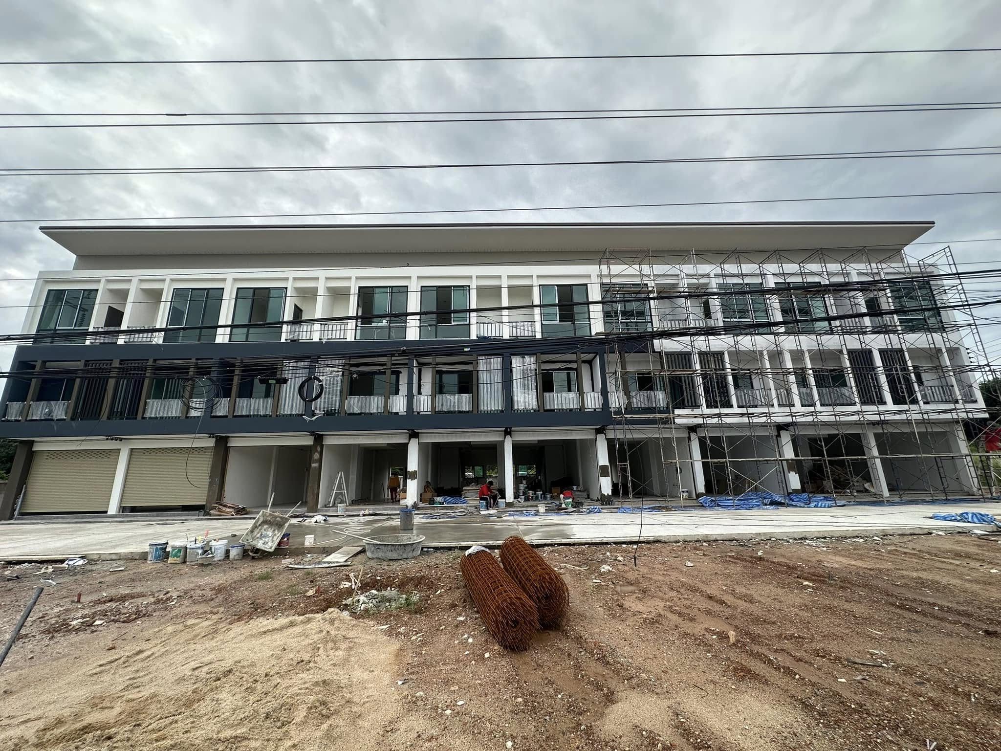 อาคารพาณิชย์ 3 ชั้น สไตล์ Modern อ.นายายอาม จ.จันทบุรี ภาพผลงานจริง รูปที่ 9