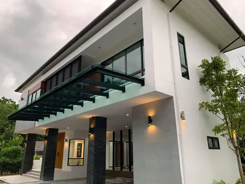 บ้านพักอาศัย 2 ชั้น พื้นที่ใช้สอย 600 ตารางเมตร อำเภอสอยดาว จังหวัดจันทบุรี โดย A.O. Construction and Engineering